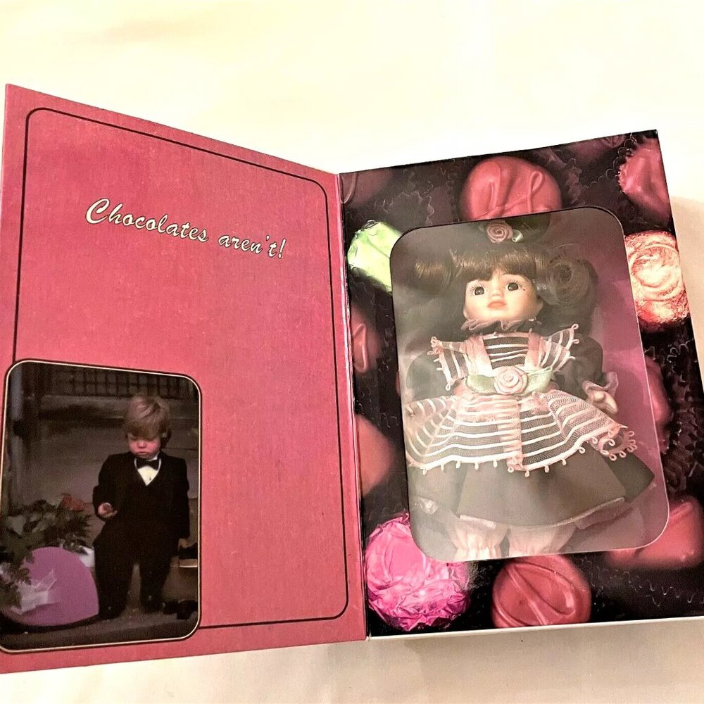 Valentine's Day Doll Marie Osmond Greeting Card CHOCOLATES 1997 New 6" tall